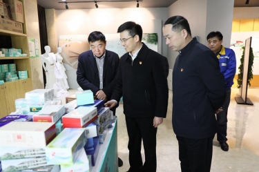 领导调研 | 平湖市委副书记、代市长周军波一行莅临雅博app官方入口调研交流