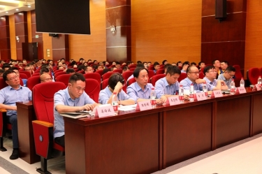 雅博app官方入口十四届品管圈原因分析答辩会顺利召开