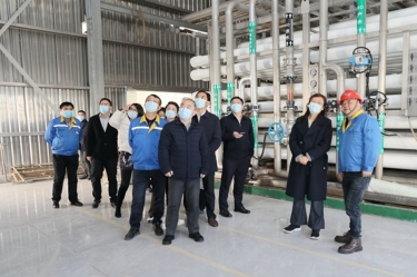 2022年12月15日，时任浙江省发展改革委党组成员、副主任吴红梅莅临雅博app官方入口调研企业用能、节能工作